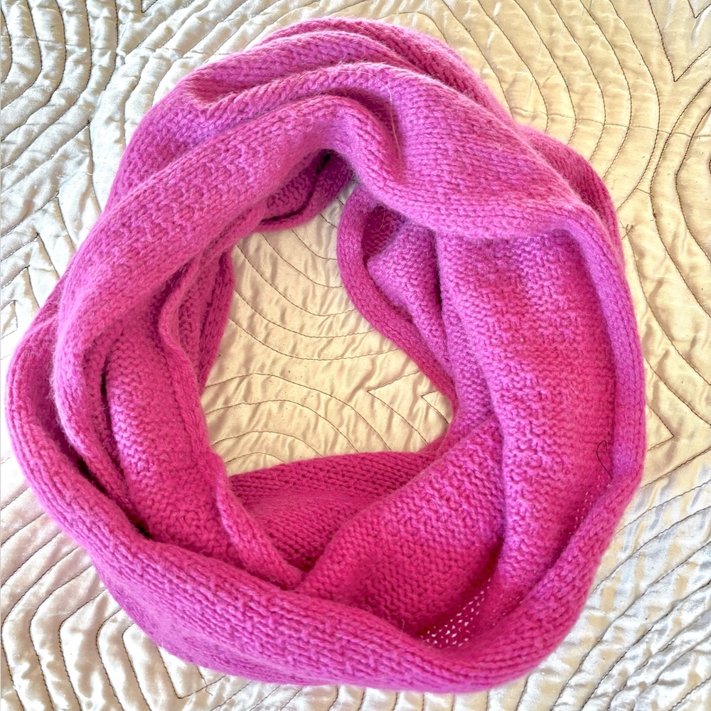 100% Cashmere Nordstrom Infinity Scarf Raspberry Pink Loop Luxury Knit